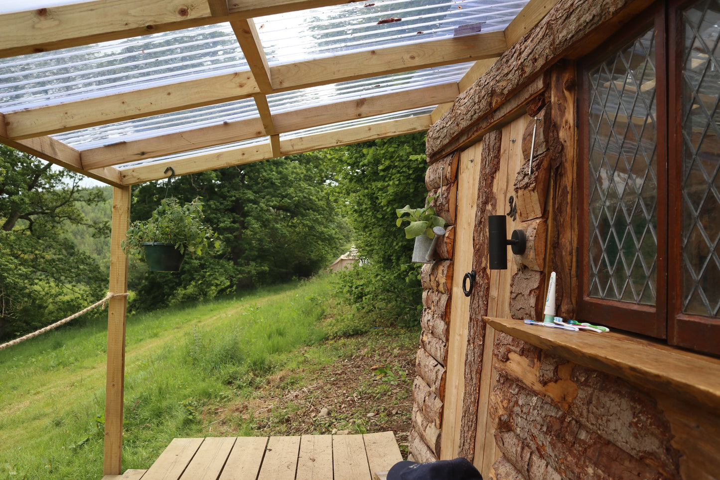 Book Hideaway Retreat Site