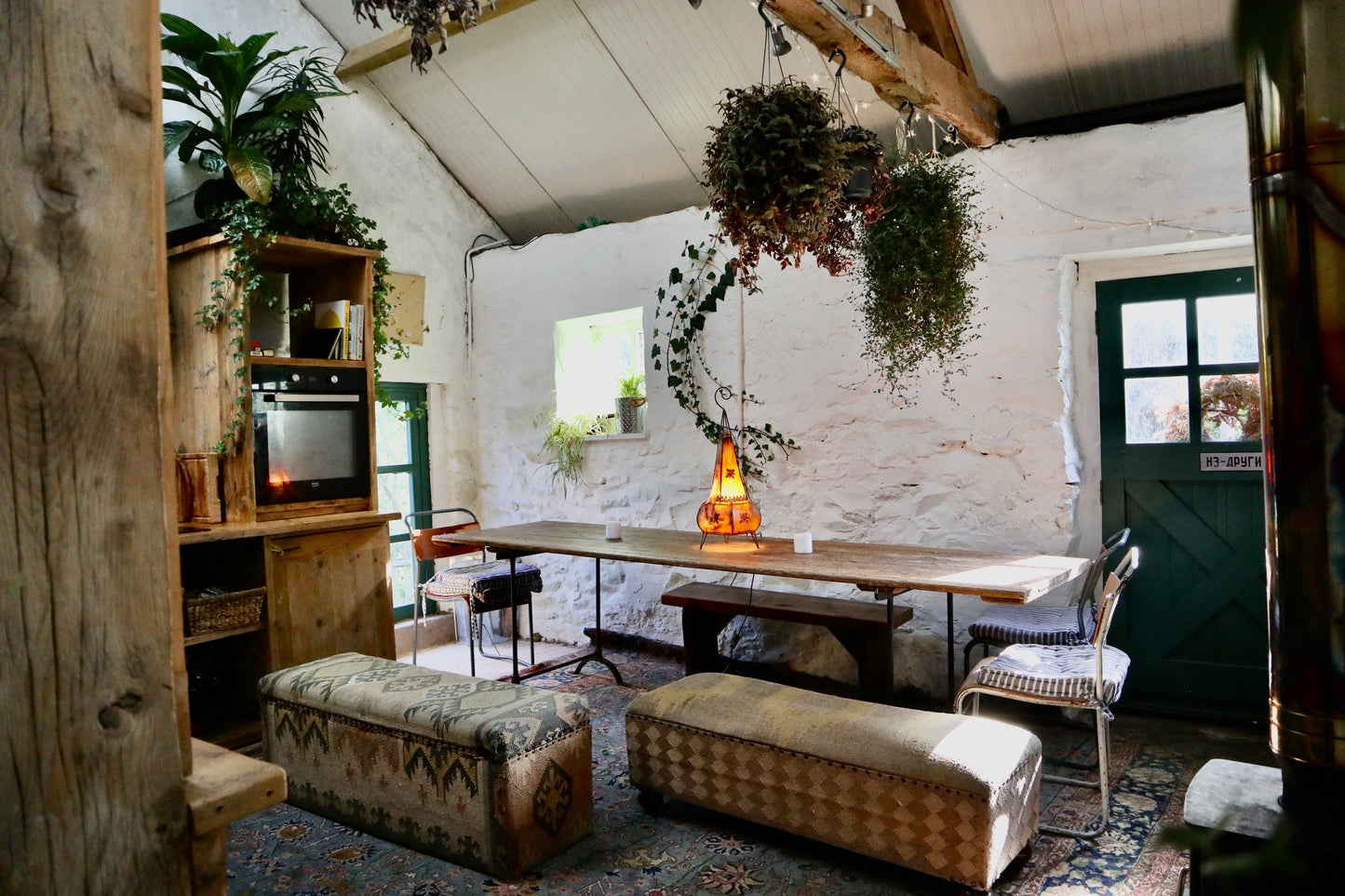 Book Hideaway Retreat Site