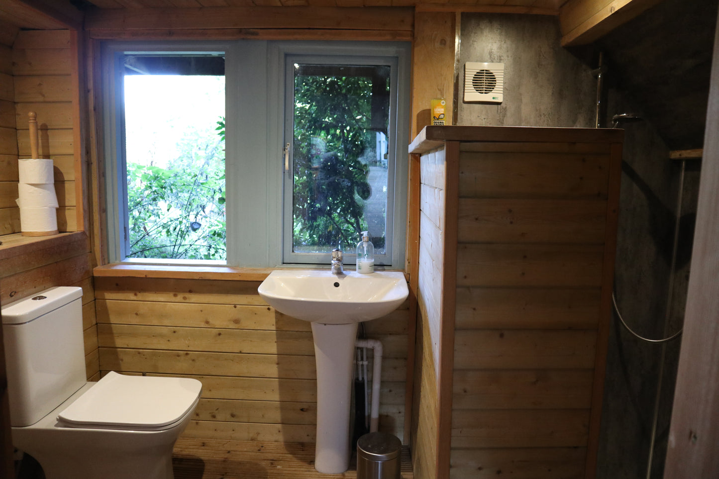 Book Hideaway Retreat Site