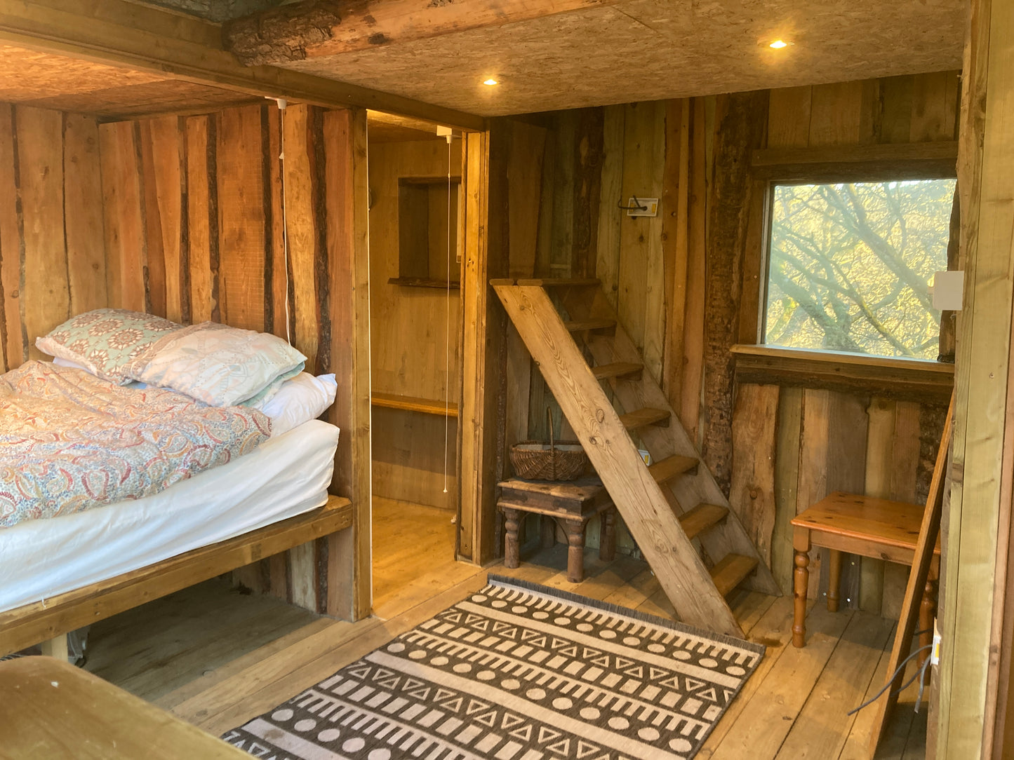 Book Hideaway Retreat Site